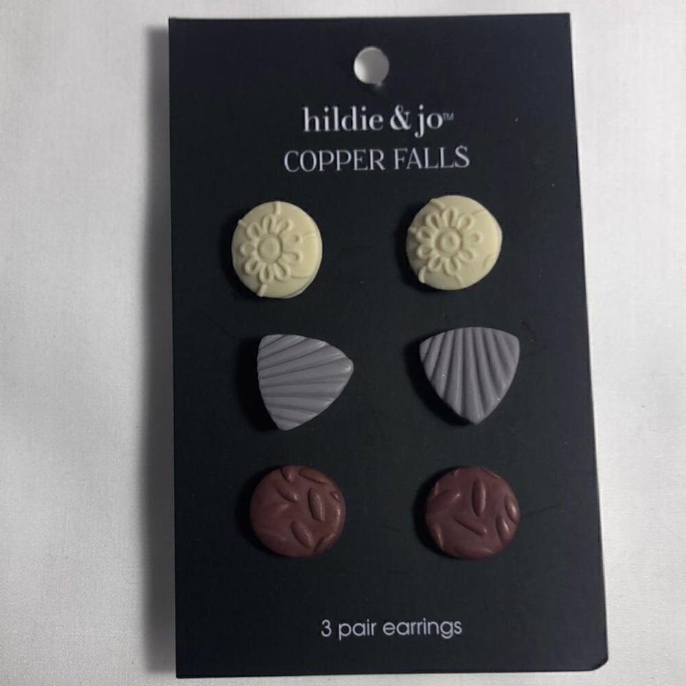 🐈‍ 3/$15 - grey & cream floral texture Polymer Shapes 3-pair earrings